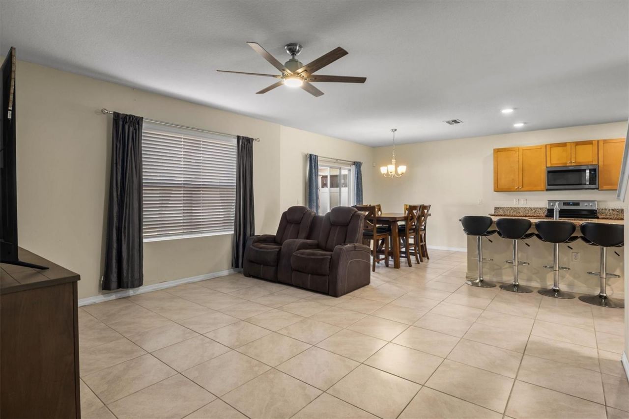 323 Harbour Way , Mulberry, FL 33860 Photo