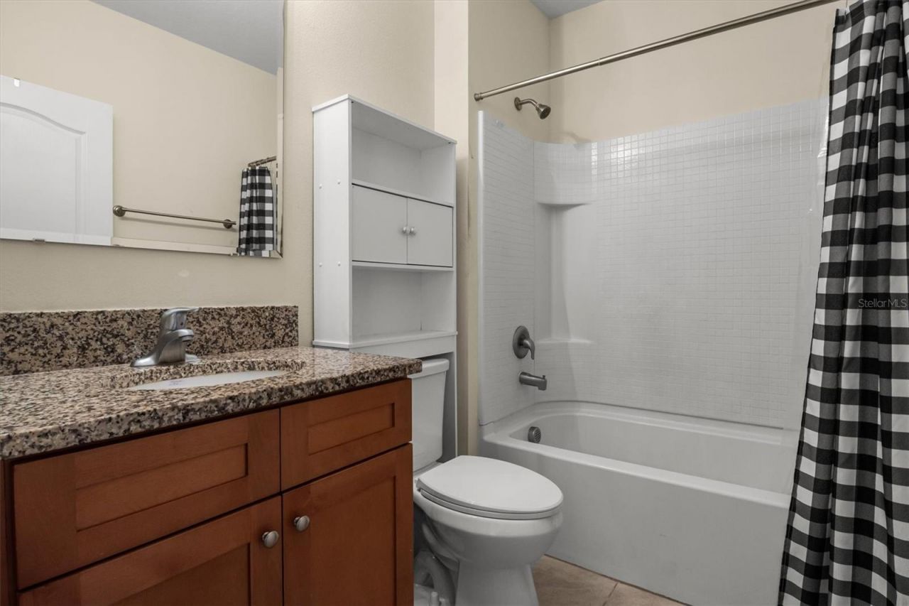 323 Harbour Way , Mulberry, FL 33860 Photo