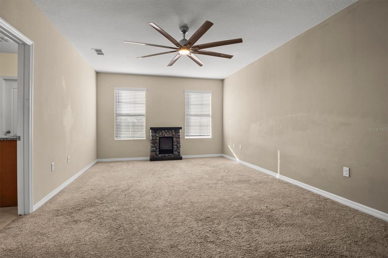 323 Harbour Way , Mulberry, FL 33860 Photo