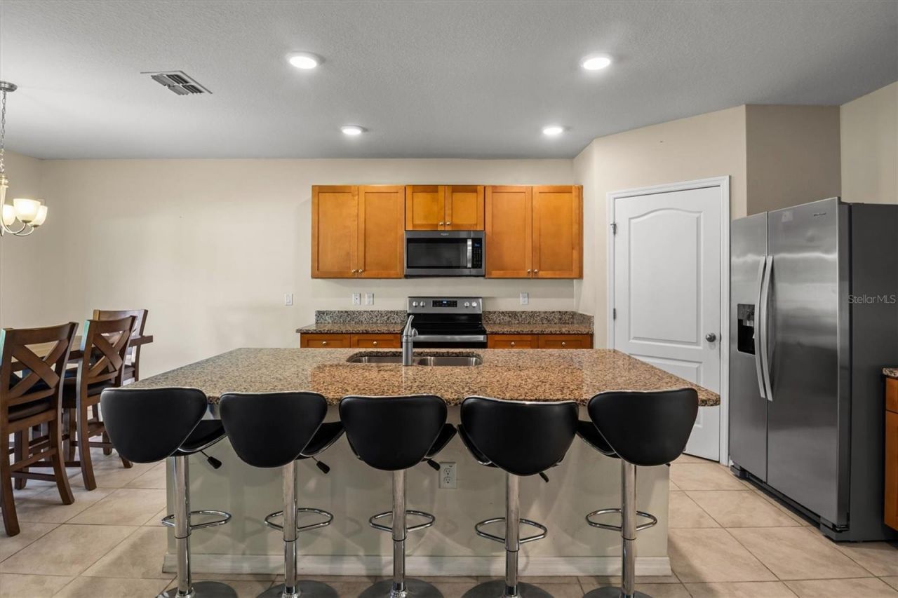 323 Harbour Way , Mulberry, FL 33860 Photo