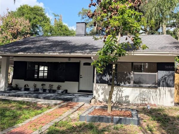 8206 N 19TH STREET, TAMPA, FL 33604