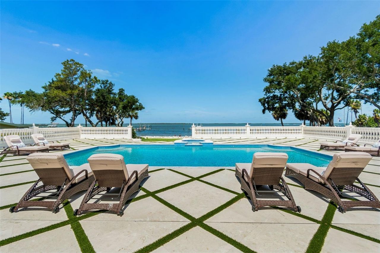 1516 Bayshore Boulevard, Dunedin, FL 34698 Photo