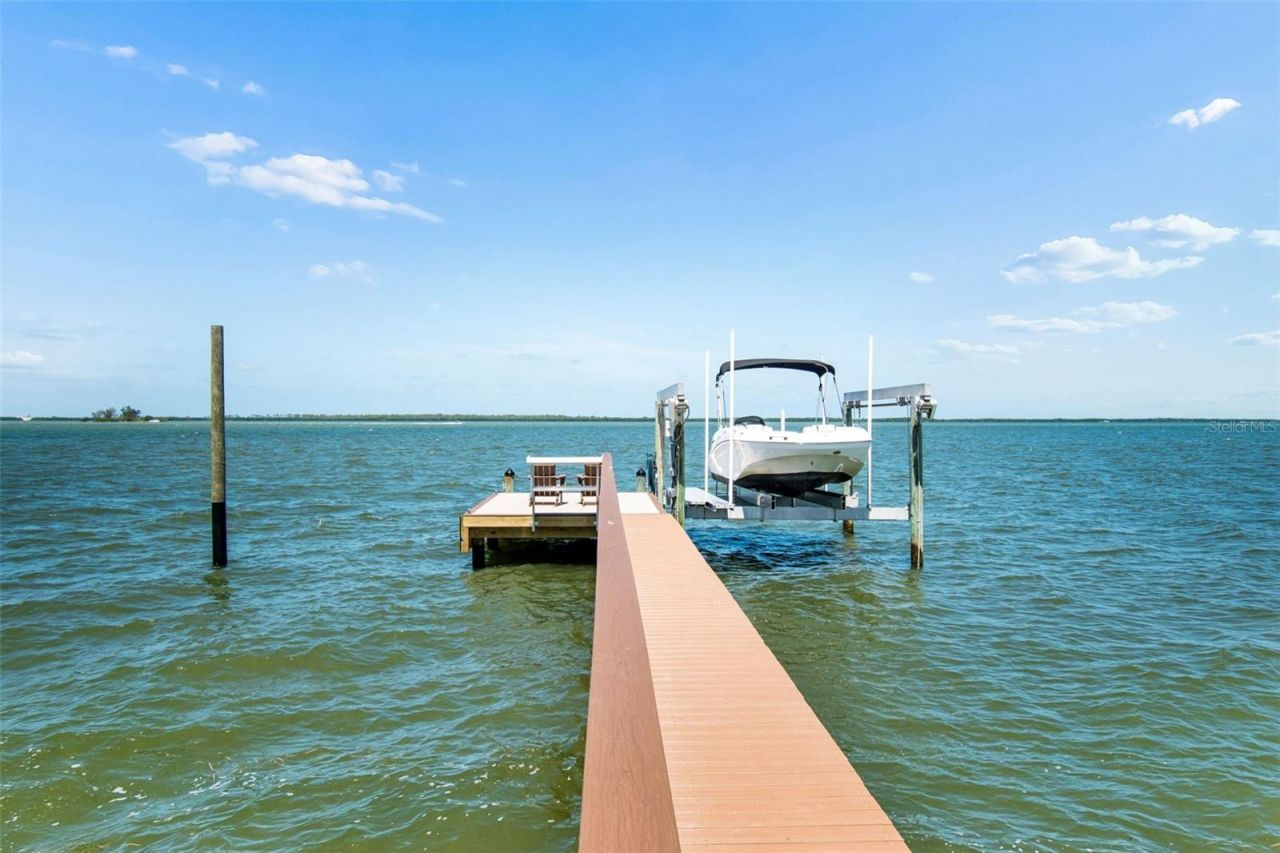 1516 Bayshore Boulevard, Dunedin, FL 34698 Photo