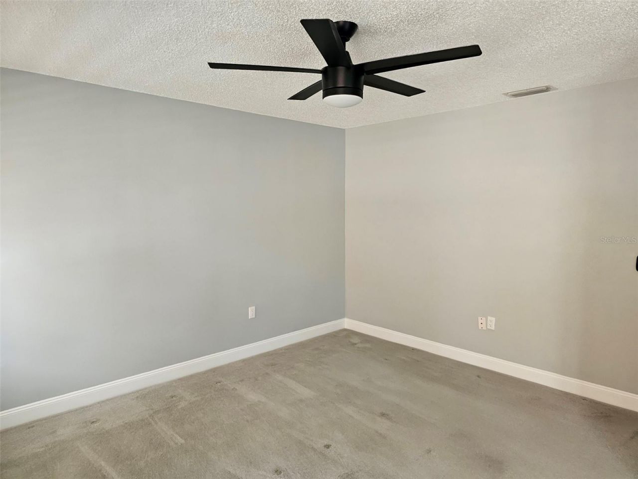 3625 57th Avenue Drive W, Bradenton, FL 34210 Photo