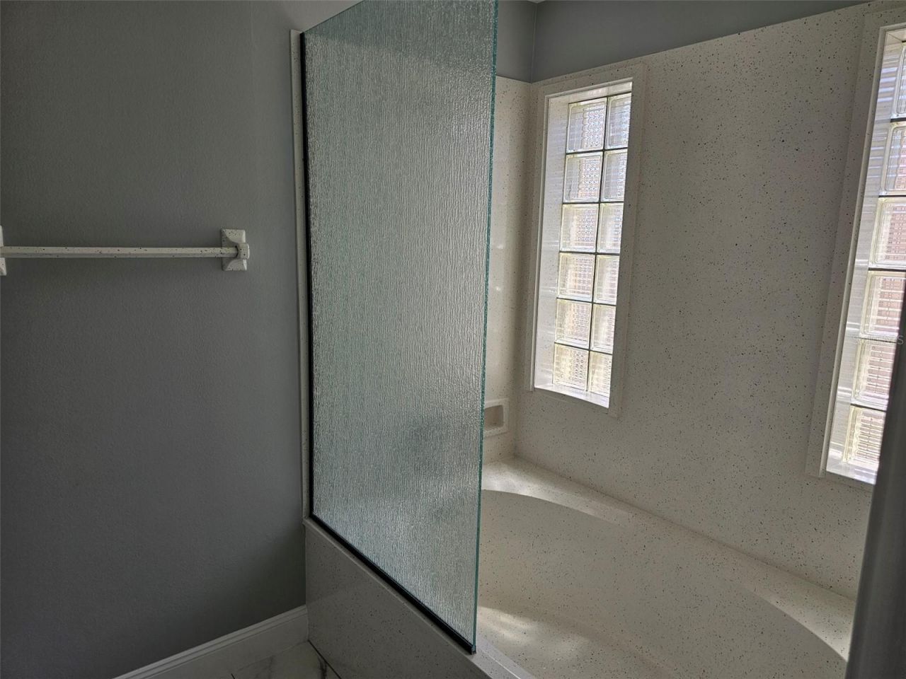 3625 57th Avenue Drive W, Bradenton, FL 34210 Photo