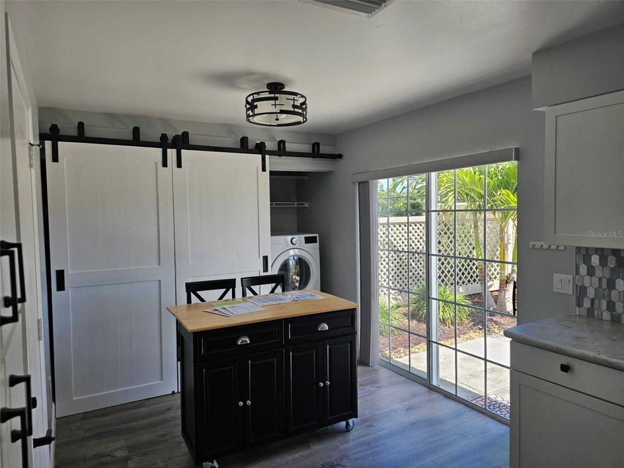 3625 57th Avenue Drive W, Bradenton, FL 34210 Photo