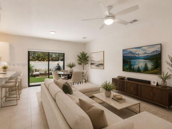 592 NW 203rd Ter , Miami Gardens, FL 33169