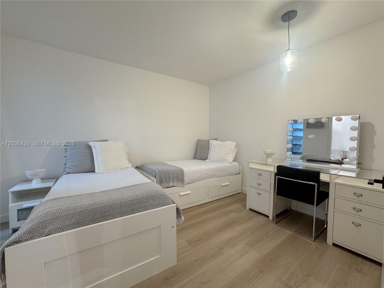 101 Crandon Blvd , Unit 170, Key Biscayne, FL 33149 Photo
