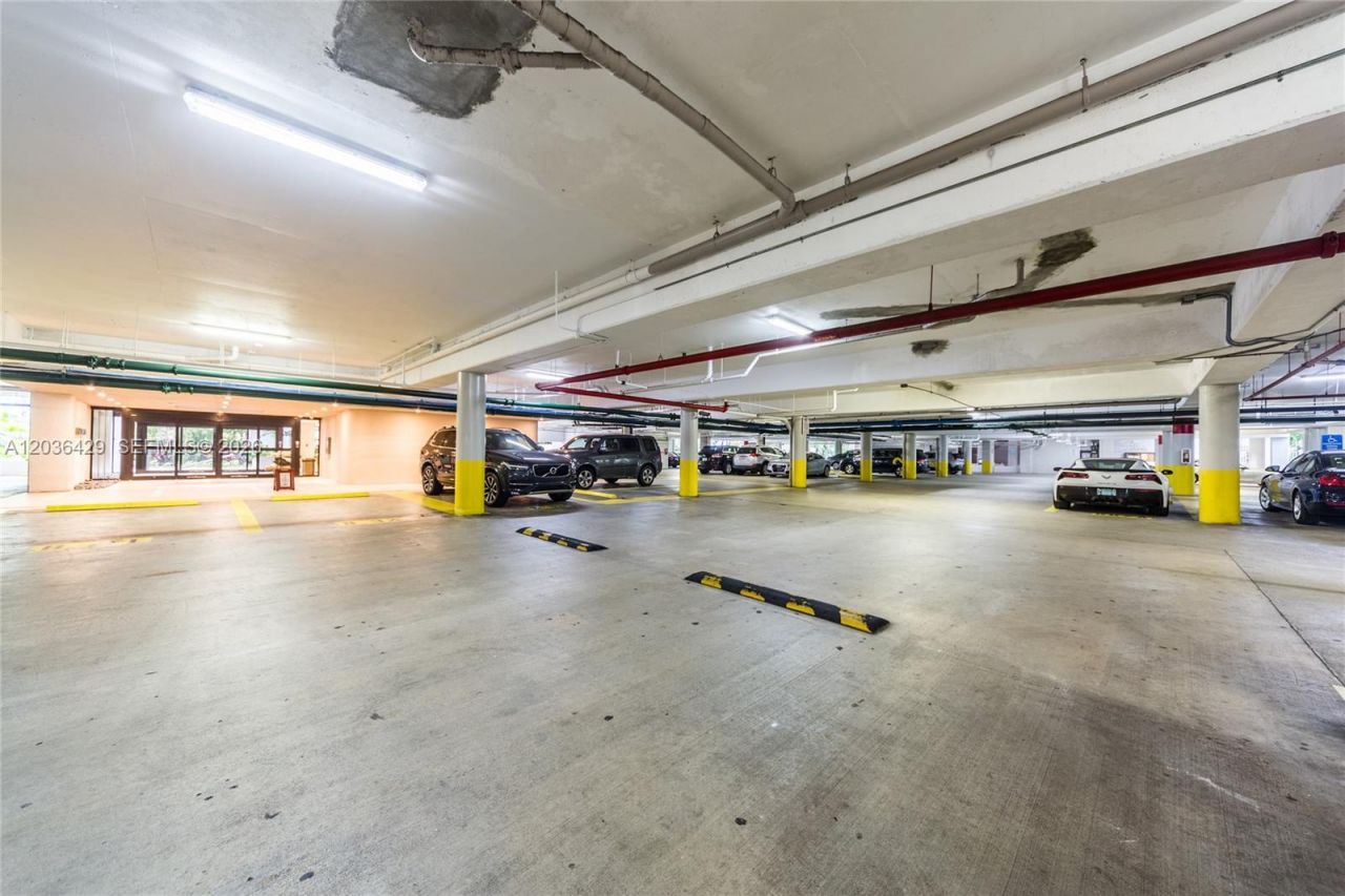 101 Crandon Blvd , Unit 170, Key Biscayne, FL 33149 Photo