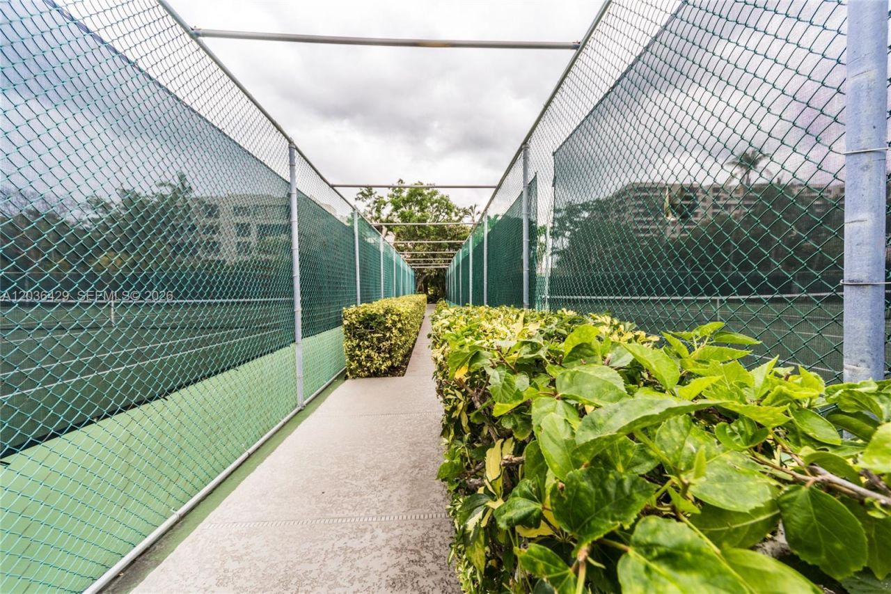 101 Crandon Blvd , Unit 170, Key Biscayne, FL 33149 Photo