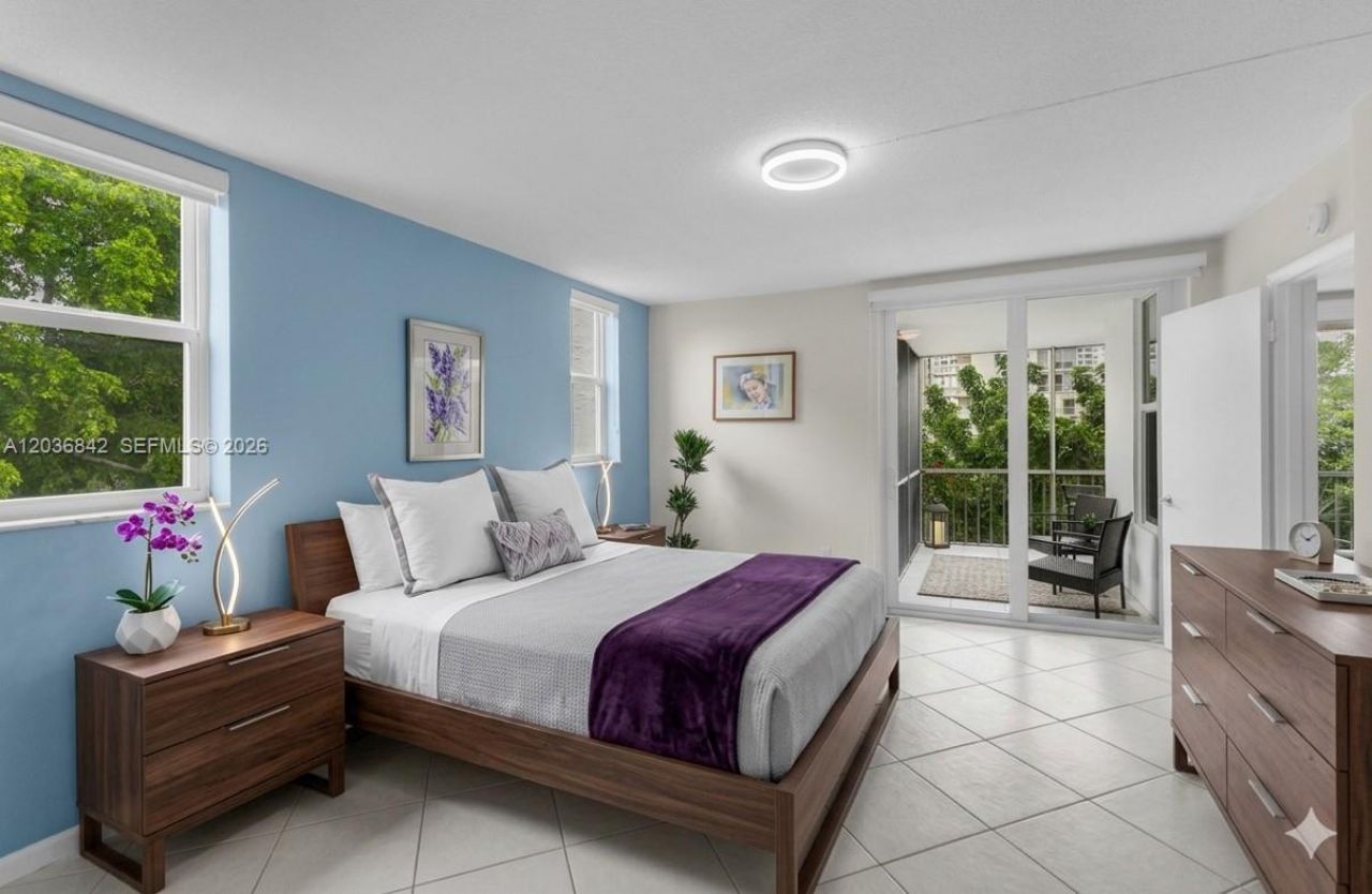 2903 Point East Dr, Unit K301, Aventura, FL 33160 Photo
