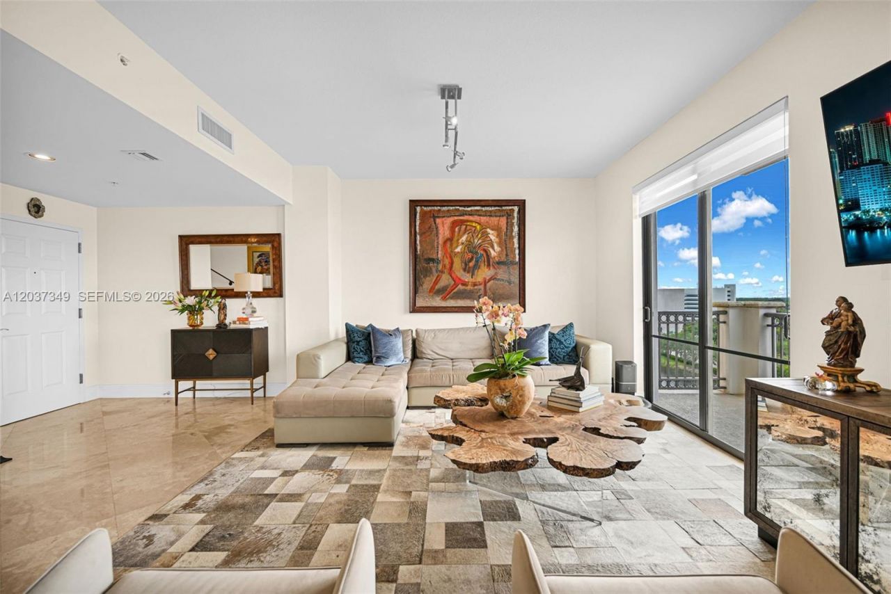8390 SW 72nd Ave , Unit 905, Miami, FL 33143 Photo