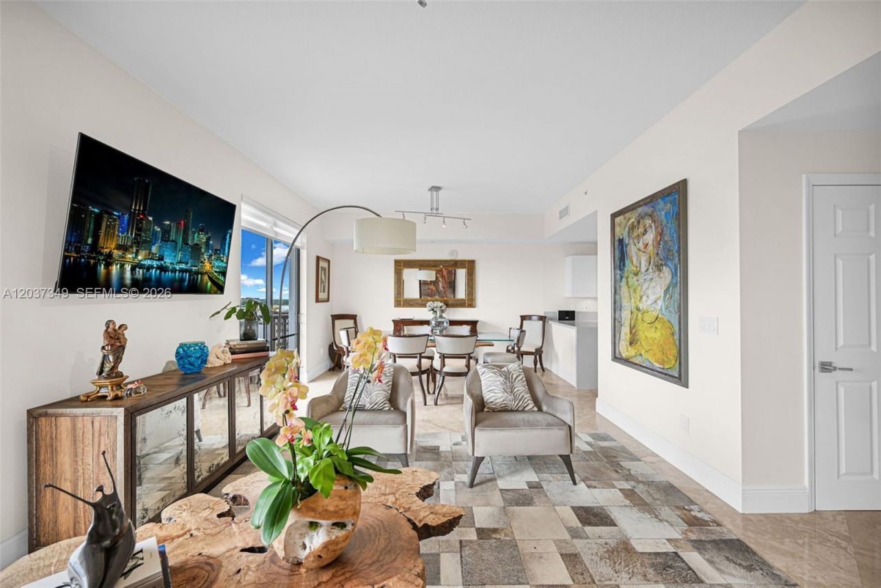 8390 SW 72nd Ave , Unit 905, Miami, FL 33143 Photo