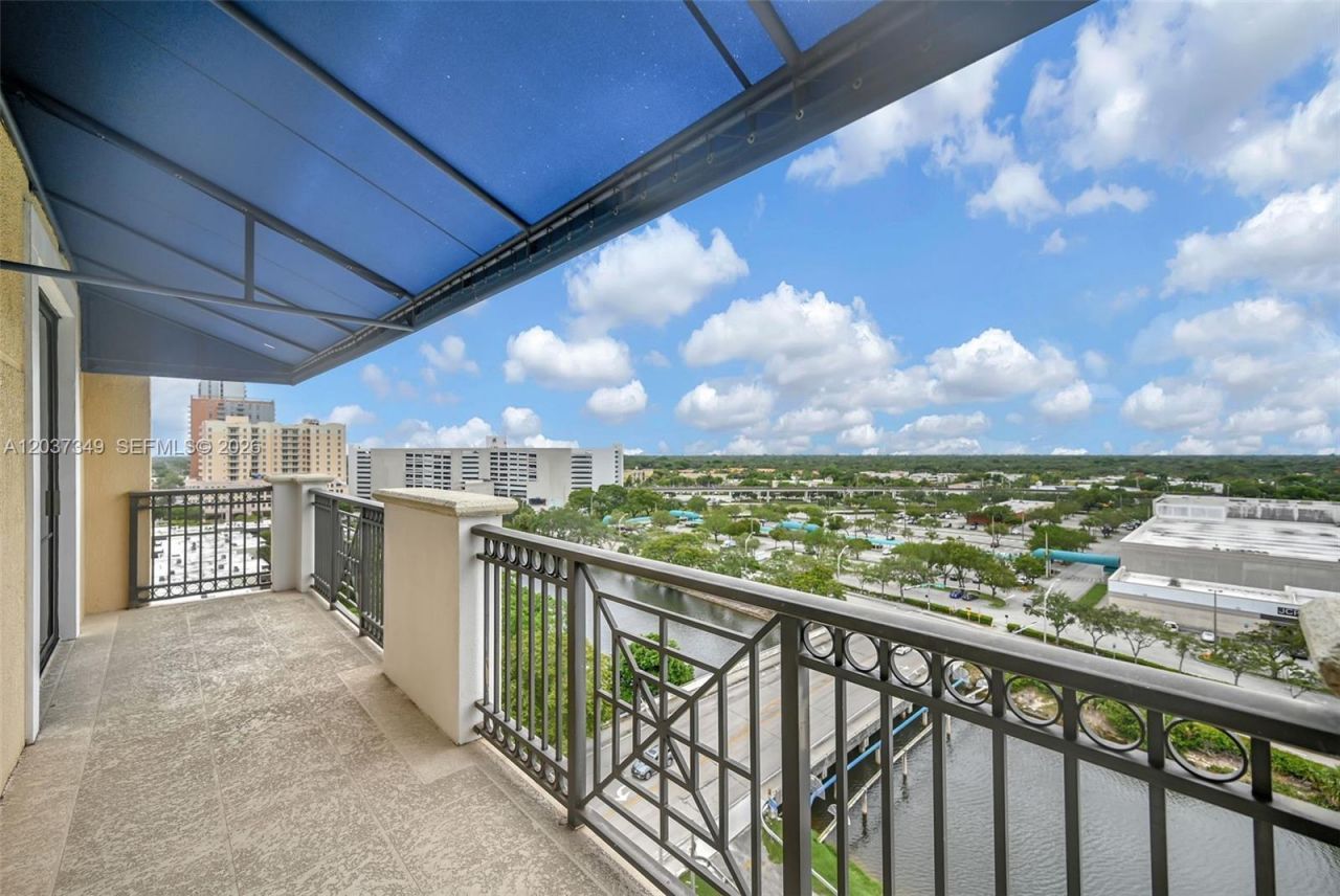 8390 SW 72nd Ave , Unit 905, Miami, FL 33143 Photo