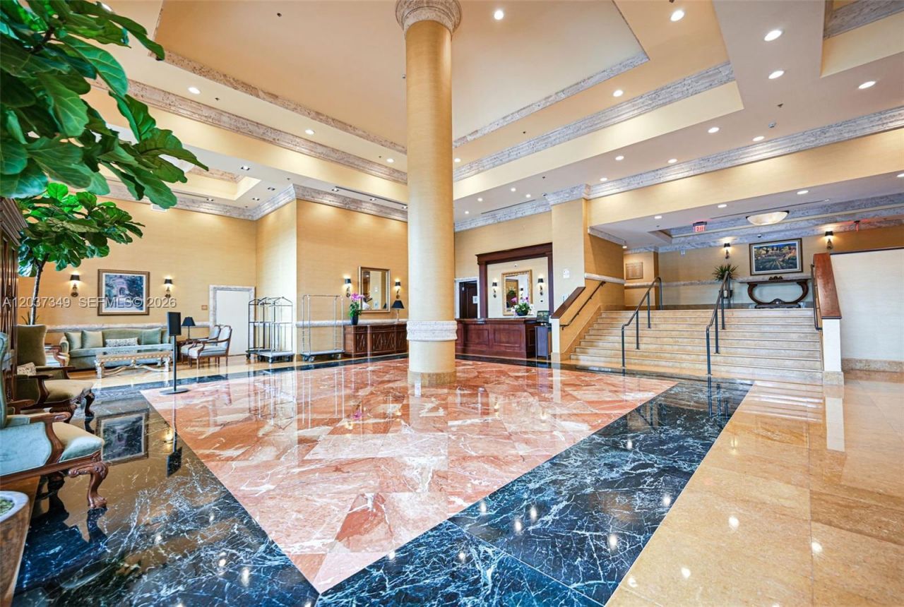 8390 SW 72nd Ave , Unit 905, Miami, FL 33143 Photo