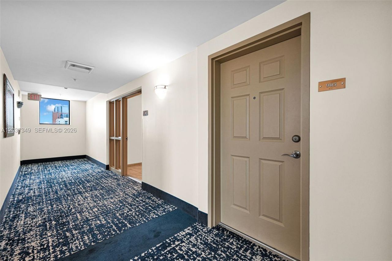 8390 SW 72nd Ave , Unit 905, Miami, FL 33143 Photo