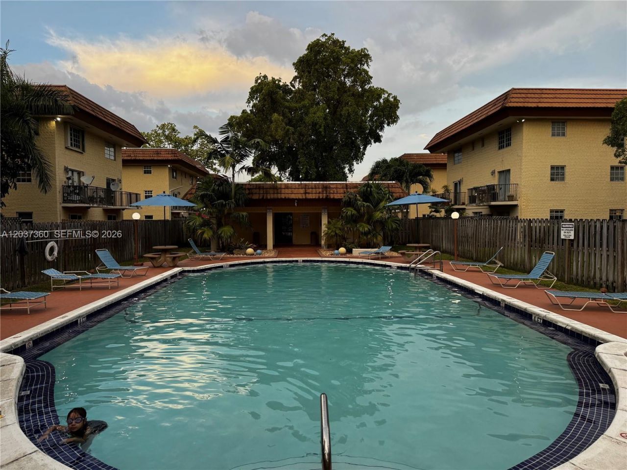 8650 SW 109th Ave, Unit 3-103, Miami, FL 33173 Photo