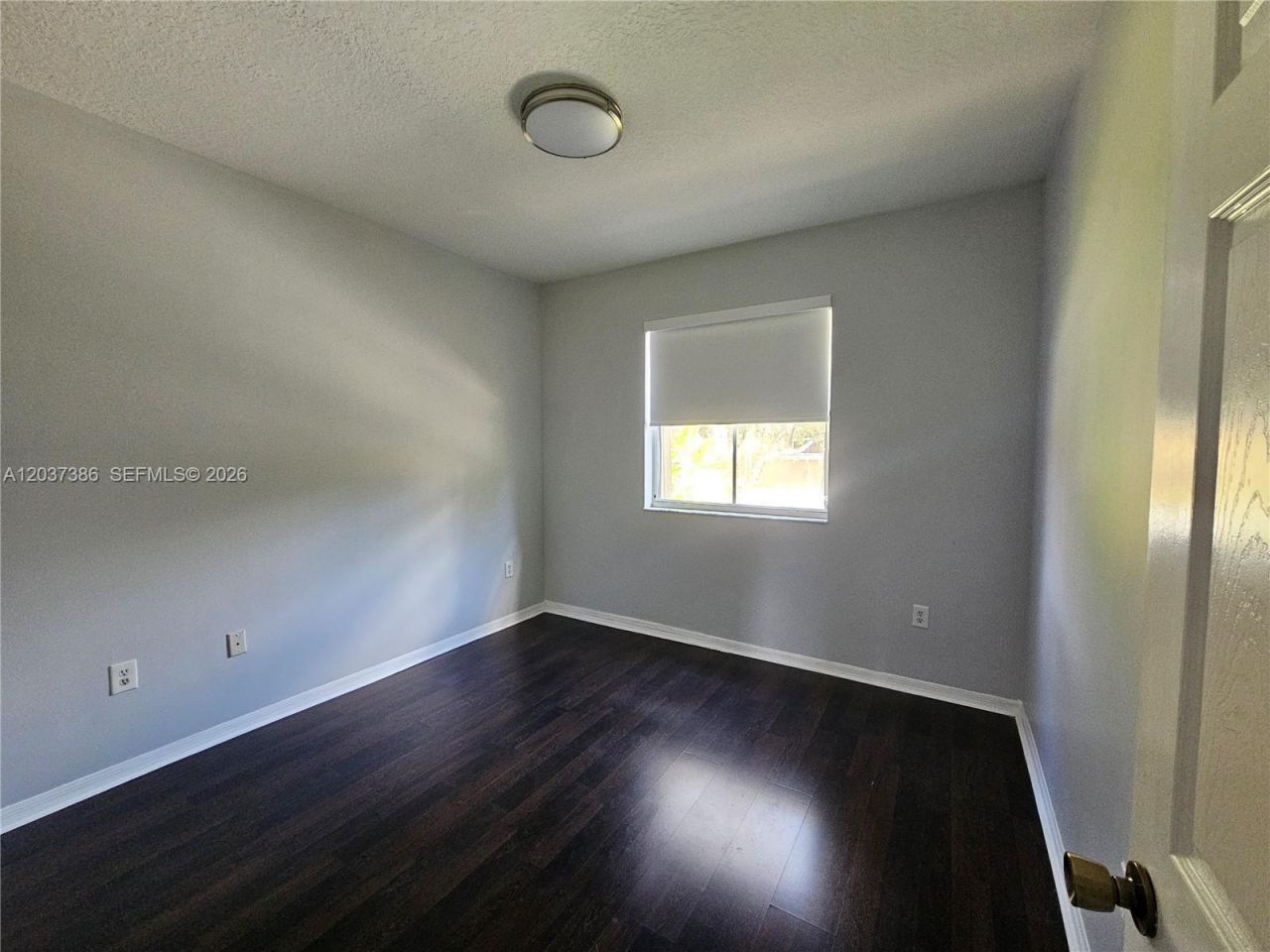 15270 SW 30th Ter, Miami, FL 33185 Photo
