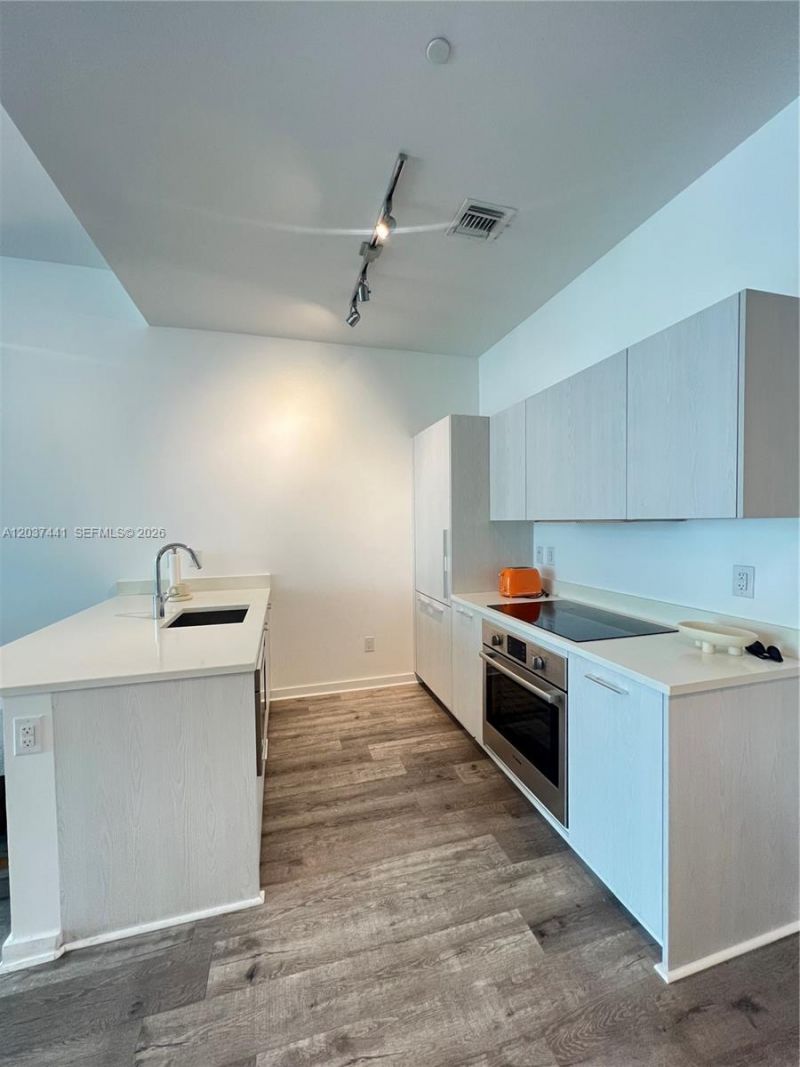 501 NE 31st St , Unit 202, Miami, FL 33137 Photo