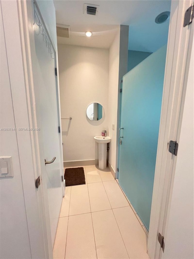 501 NE 31st St , Unit 202, Miami, FL 33137 Photo