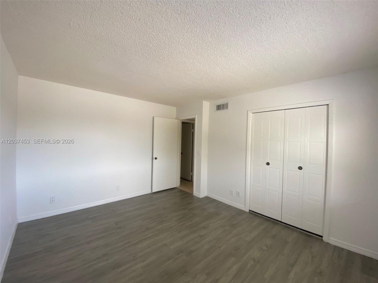 369 Lakeview Dr , Unit 204, Weston, FL 33326 Photo