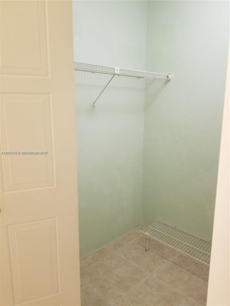 369 Lakeview Dr , Unit 204, Weston, FL 33326 Photo