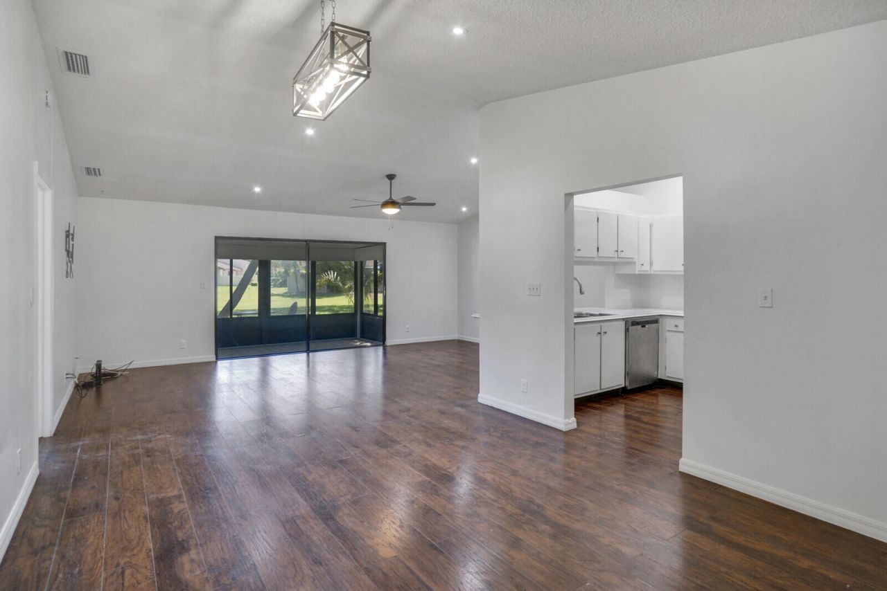 30 Kensington Lane, Boynton Beach, FL 33426 Photo
