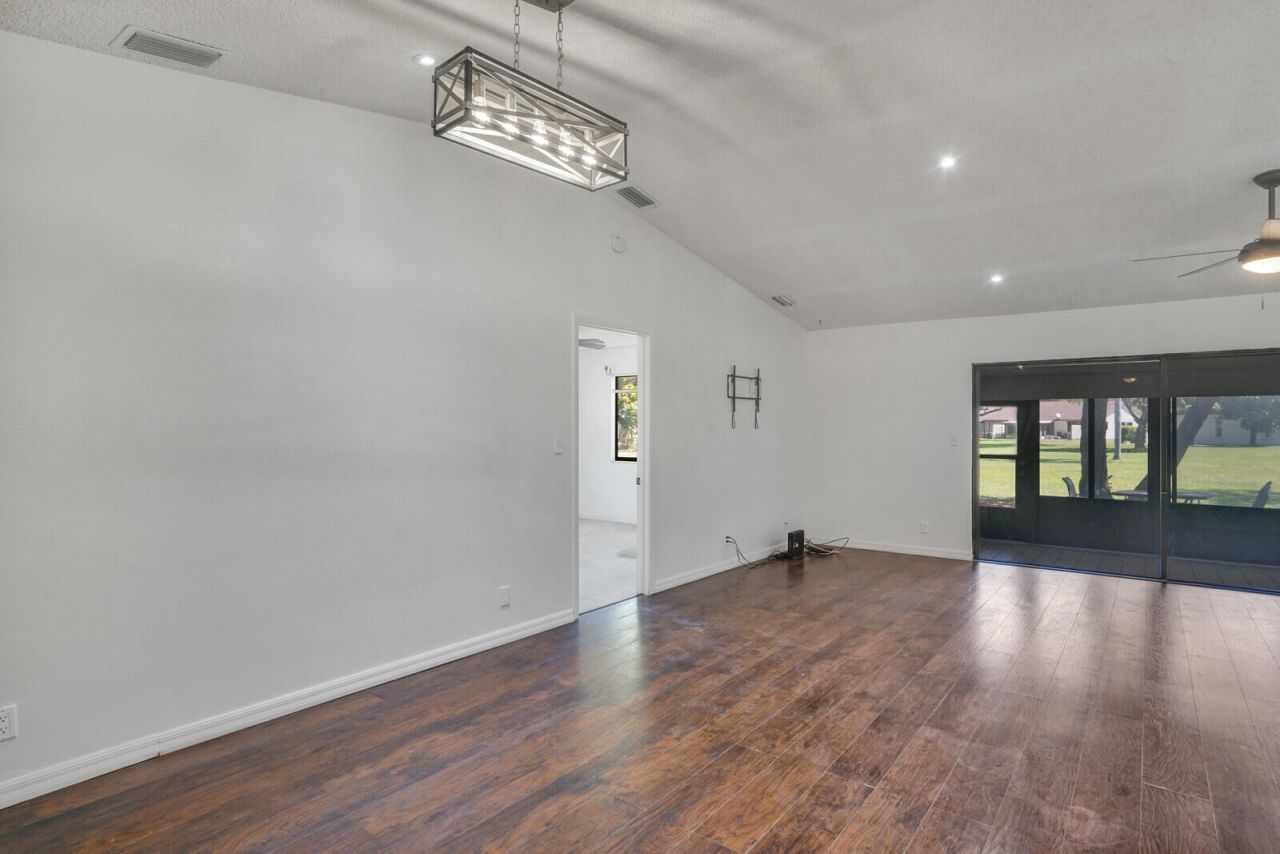 30 Kensington Lane, Boynton Beach, FL 33426 Photo