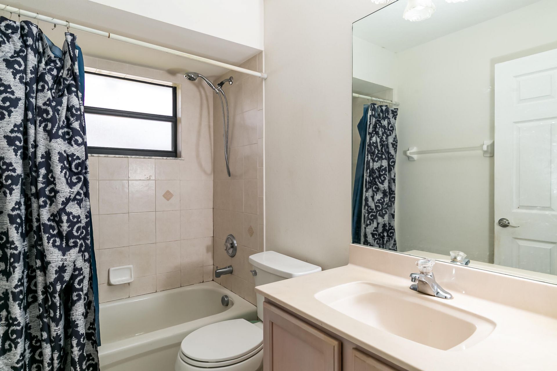 591 SE Chapman Avenue, Port Saint Lucie, FL 34984 Photo
