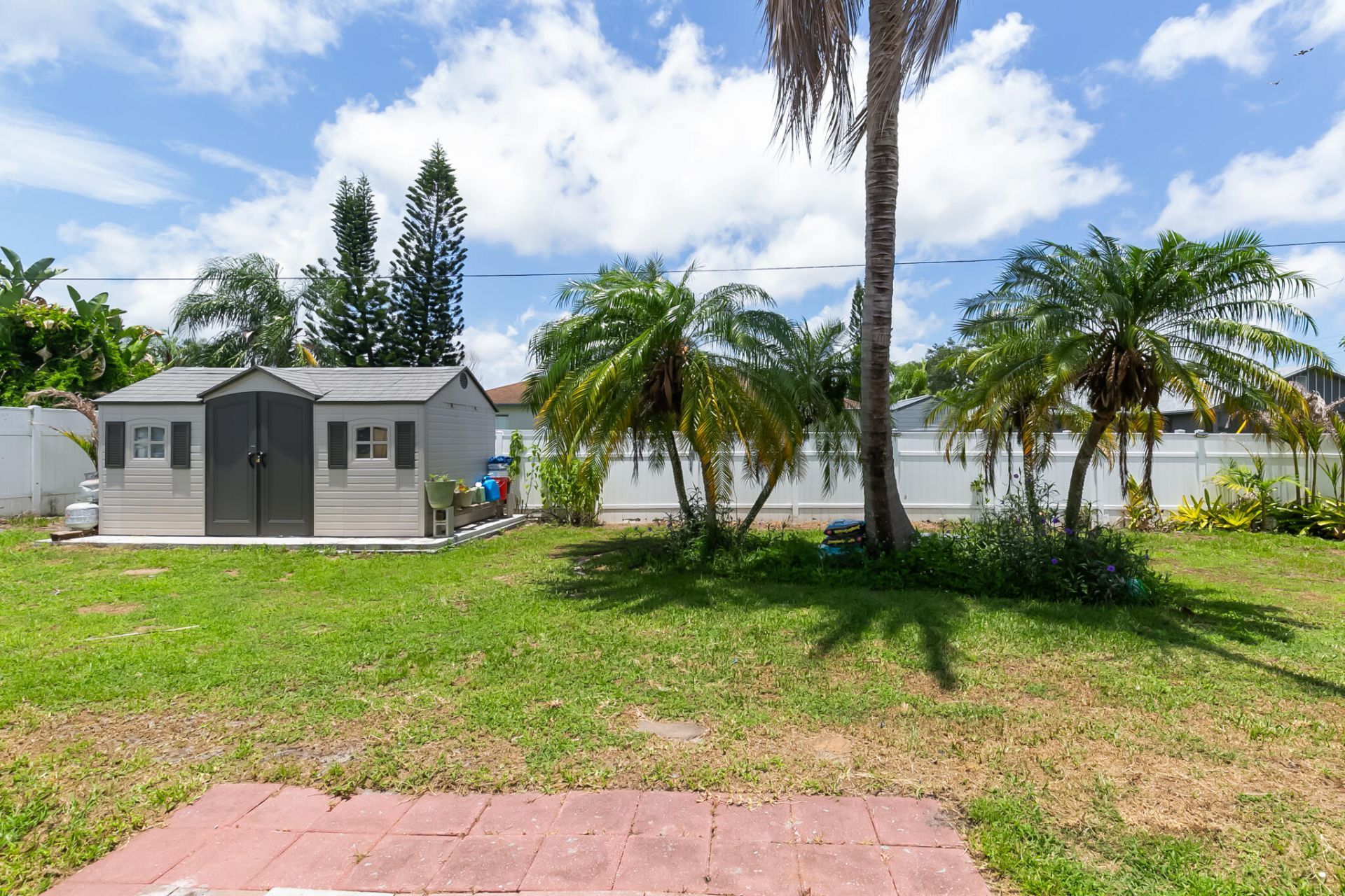 591 SE Chapman Avenue, Port Saint Lucie, FL 34984 Photo