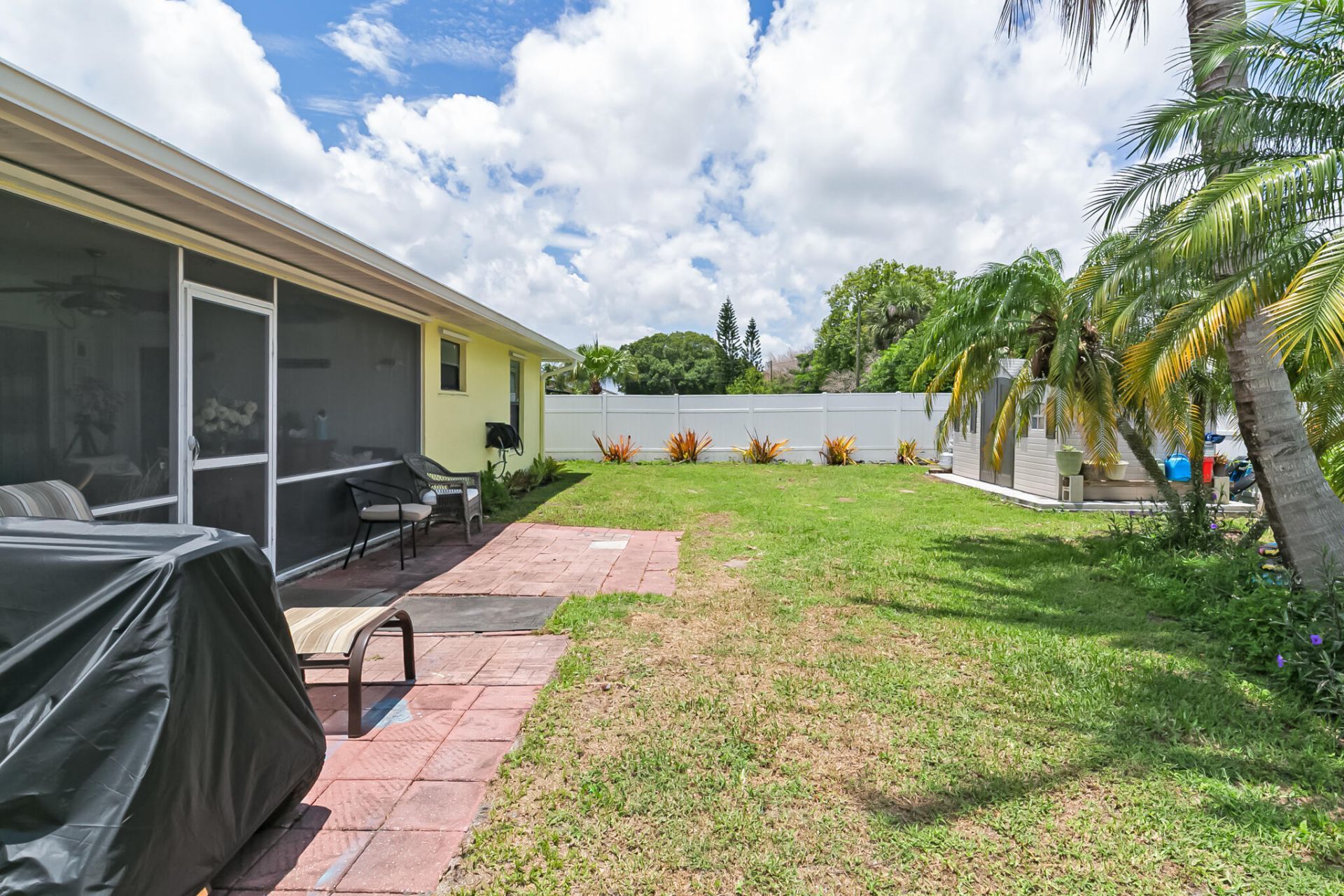 591 SE Chapman Avenue, Port Saint Lucie, FL 34984 Photo