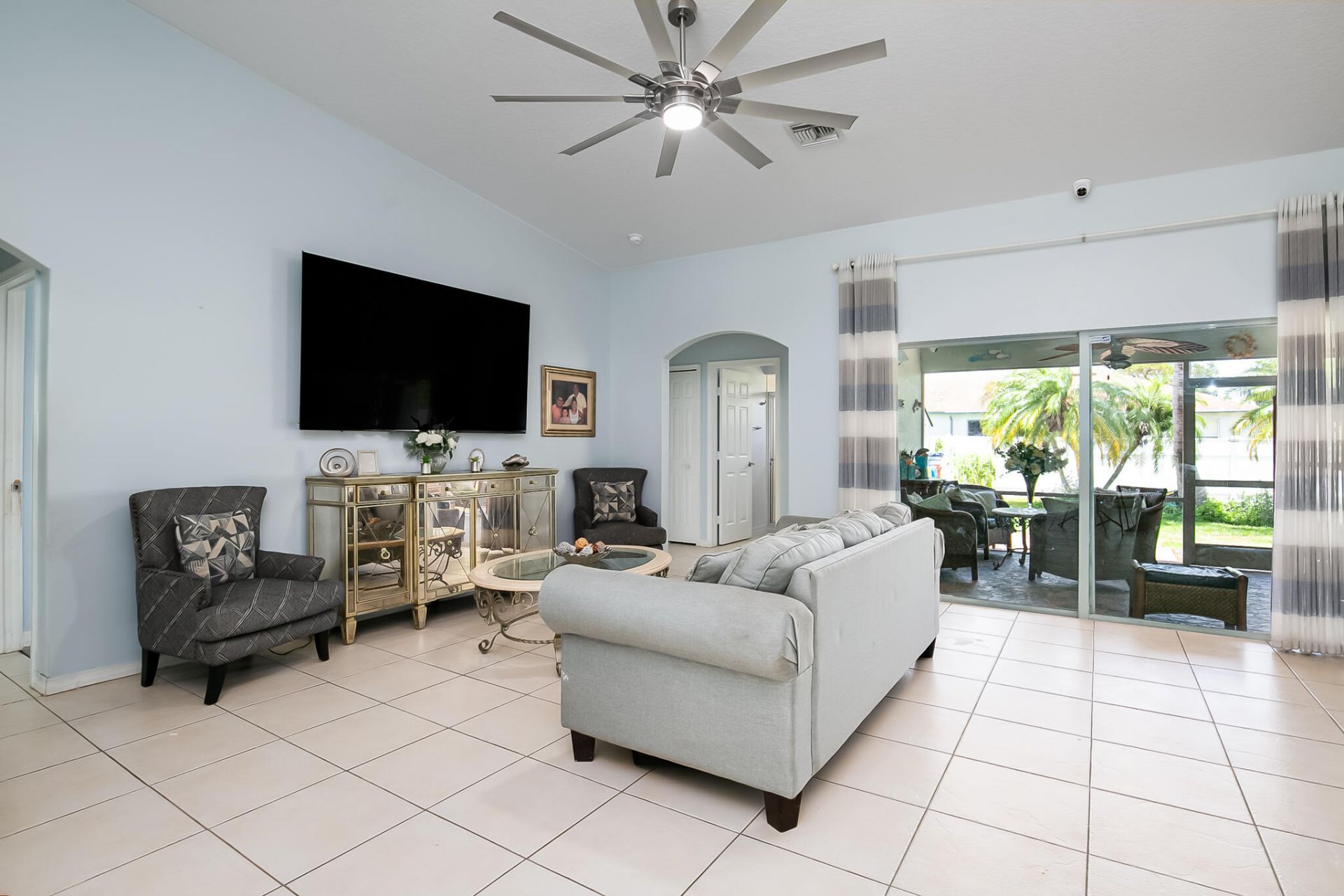 591 SE Chapman Avenue, Port Saint Lucie, FL 34984 Photo