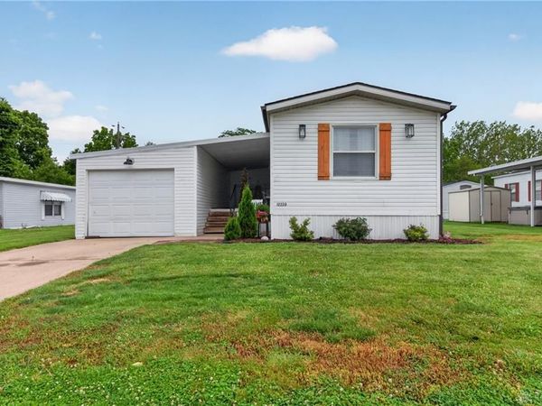 12220 Jason Dr, Medway, OH 45341