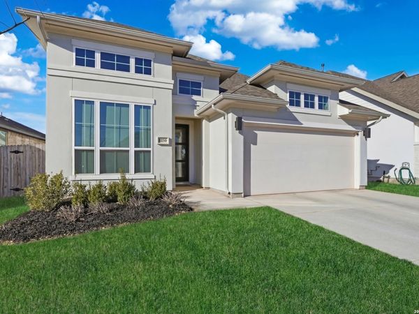1956 Creekview, Seguin, TX 78155
