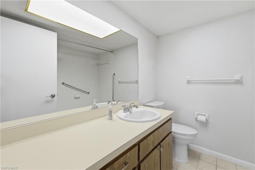 6136 Whiskey Creek Dr, Unit 521, Fort Myers, FL 33919 Photo