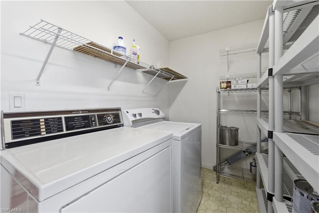 6136 Whiskey Creek Dr, Unit 521, Fort Myers, FL 33919 Photo