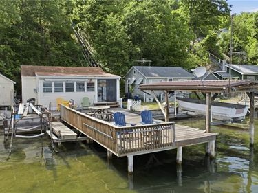 4872 Oak Rd, Dundee, NY 14837