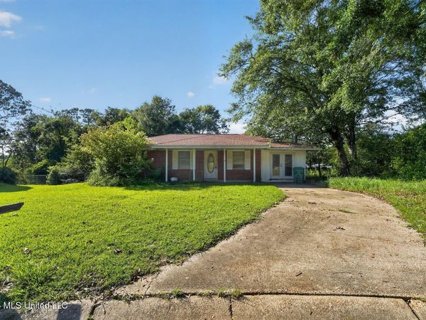 201 Fore Circle, Gulfport, MS 39503