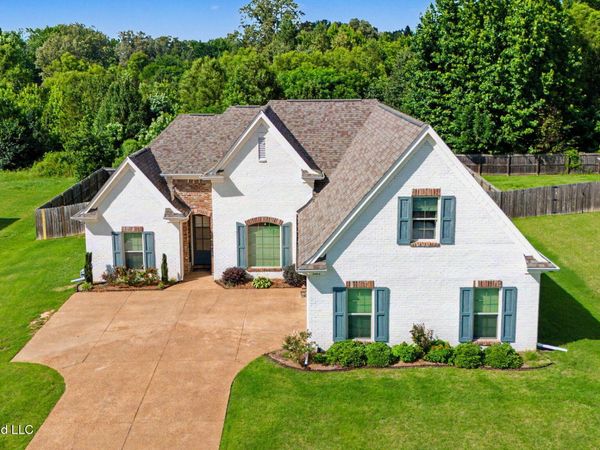 3222 Vineyard Drive, Southaven, MS 38672