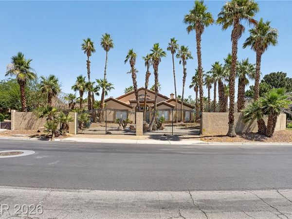 7440 Eldora Avenue , Las Vegas, NV 89117