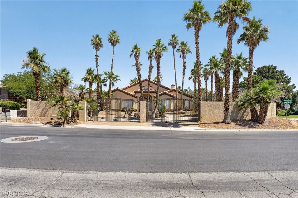 7440 Eldora Avenue , Las Vegas, NV 89117 Main Photo