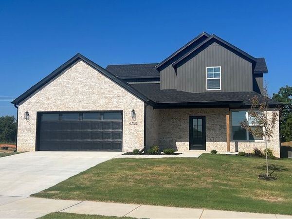 4750 Cowboy Street , Springdale, AR 72762