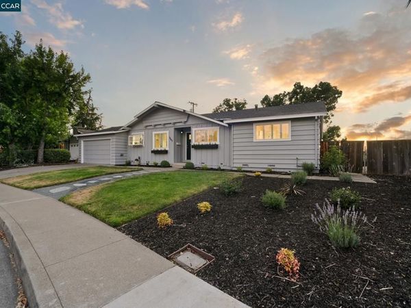 1842 Woodsdale Ct, Concord, CA 94521