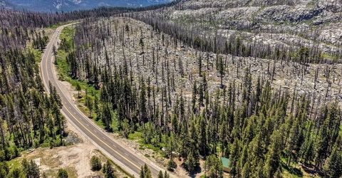 20760 Us Highway 50, South Lake Tahoe, CA 96150 Photo