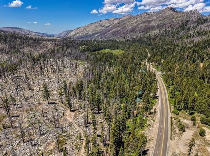 20760 Us Highway 50, South Lake Tahoe, CA 96150 Photo