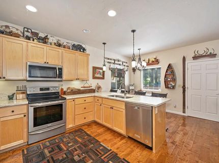 20760 Us Highway 50, South Lake Tahoe, CA 96150 Photo