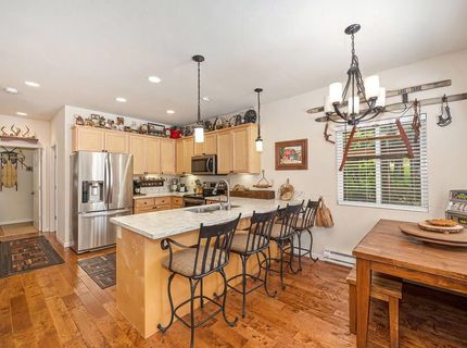 20760 Us Highway 50, South Lake Tahoe, CA 96150 Photo