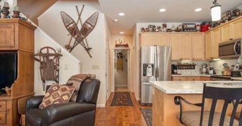 20760 Us Highway 50, South Lake Tahoe, CA 96150 Photo