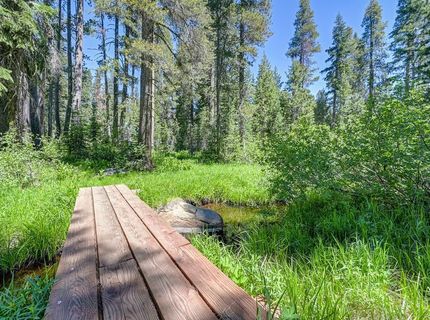 20760 Us Highway 50, South Lake Tahoe, CA 96150 Photo