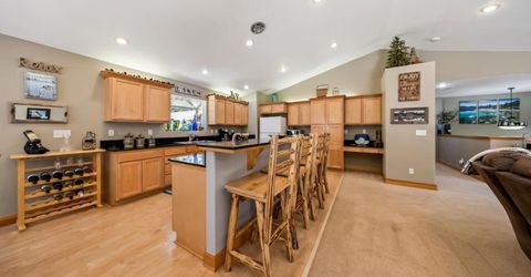 764 Modesto Avenue, South Lake Tahoe, CA 96150 Photo